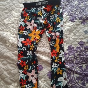 Nike training leggings